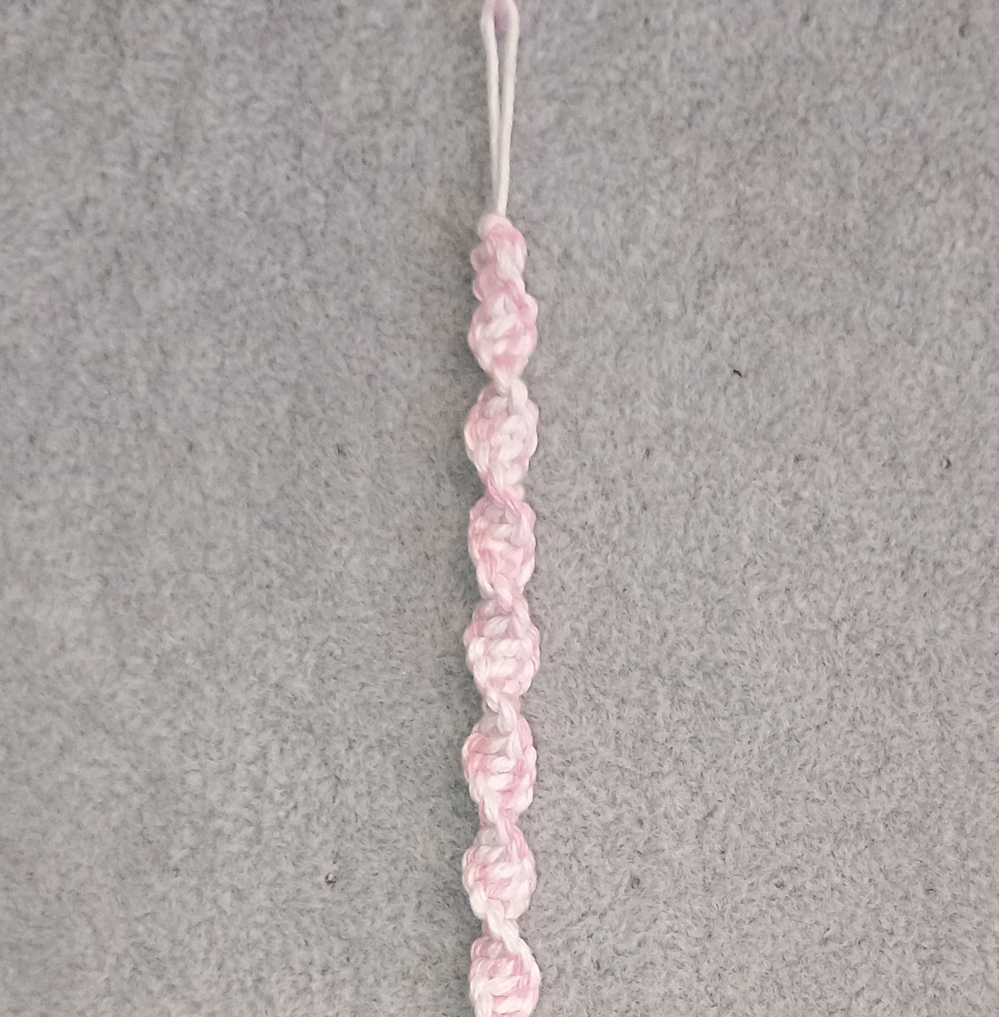 Wellenknoten Makramee Armband weiss/rosa
