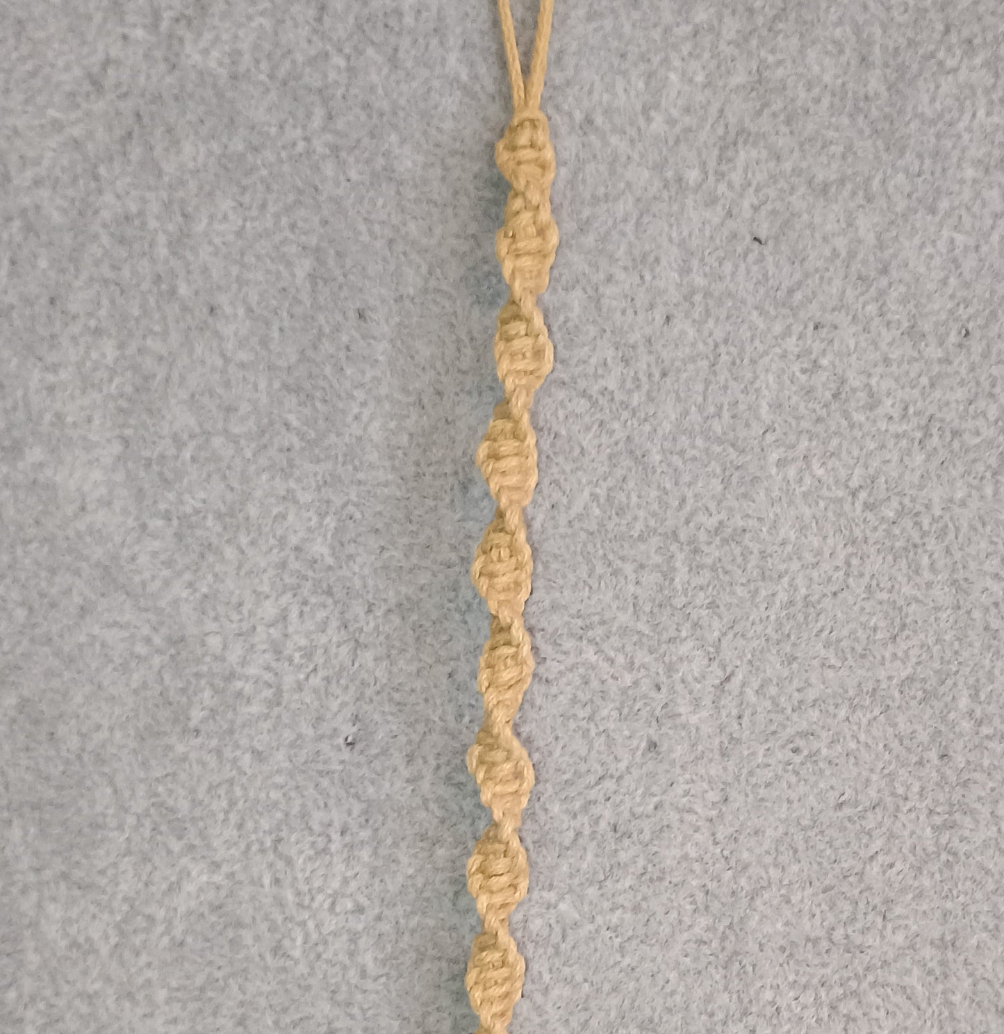 Wellenknoten Makramee Armband goldblond