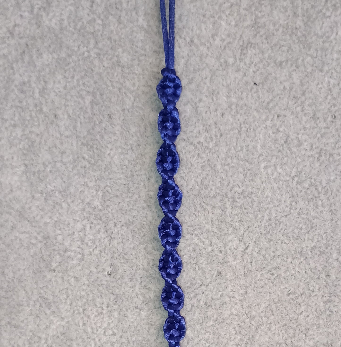 Wellenknoten Makramee Armband dunkelblau