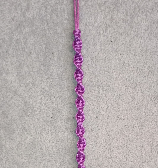 Wellenknoten Makramee Armband violett