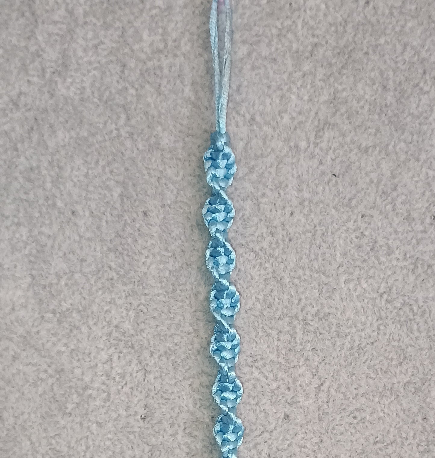 Wellenknoten Makramee Armband blau