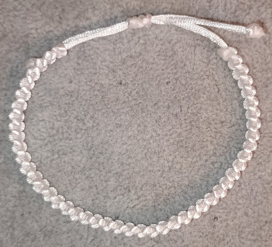 Kreuzknoten Makramee Armband weiss