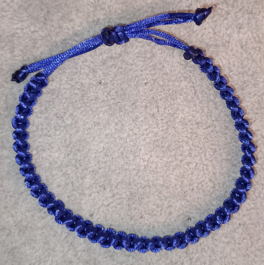 Kreuzknoten Makramee Armband dunkelblau
