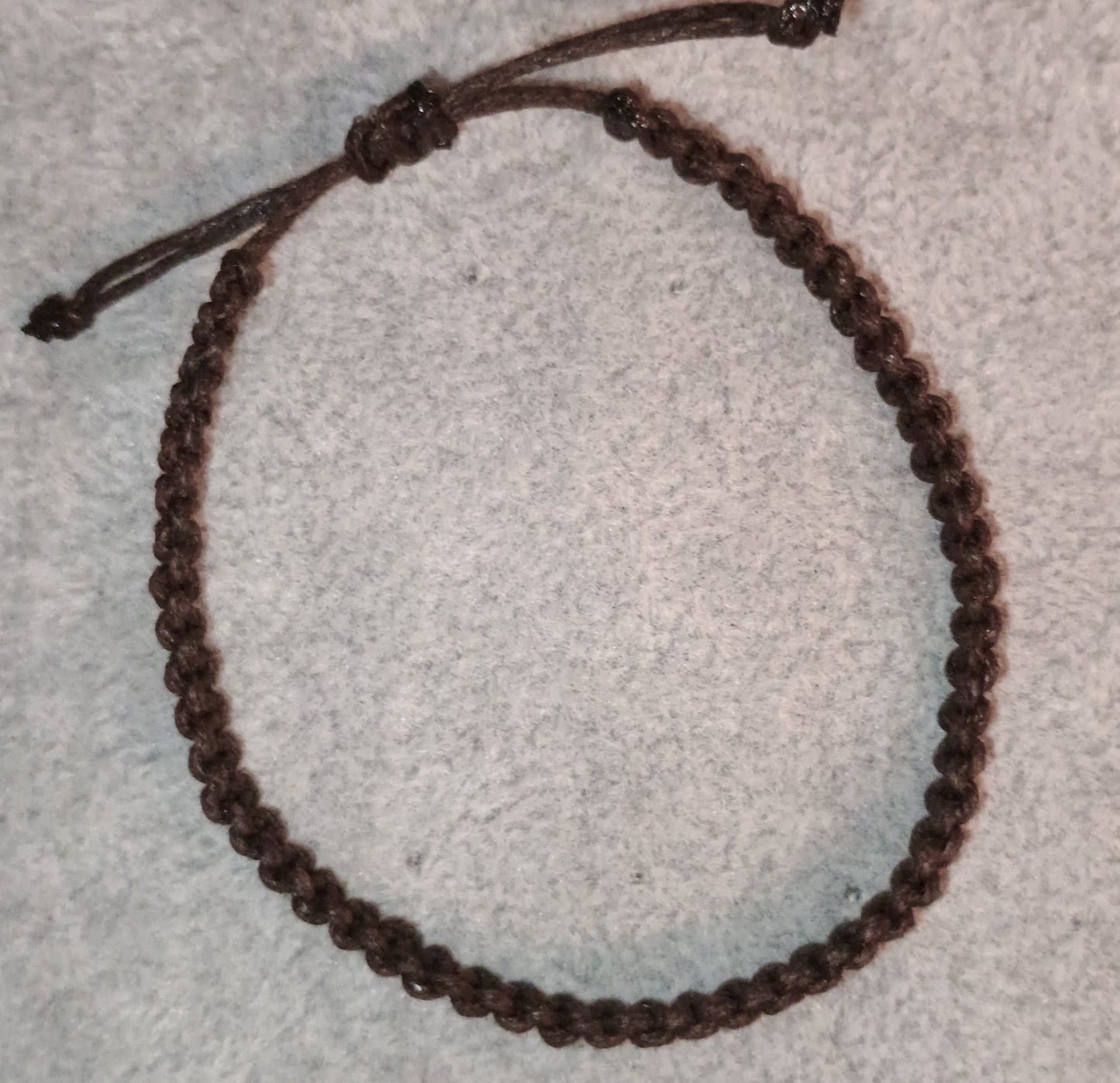 Kreuzknoten Makramee Armband dunkelbraun