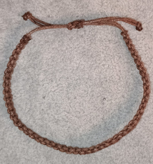 Kreuzknoten Makramee Armband braun