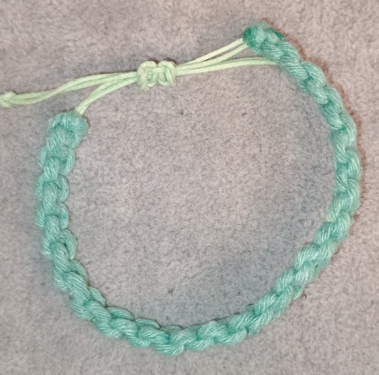 Kreuzknoten Makramee Armband türkis