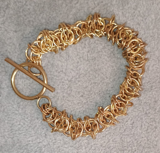 Gold Armband Biegeringe
